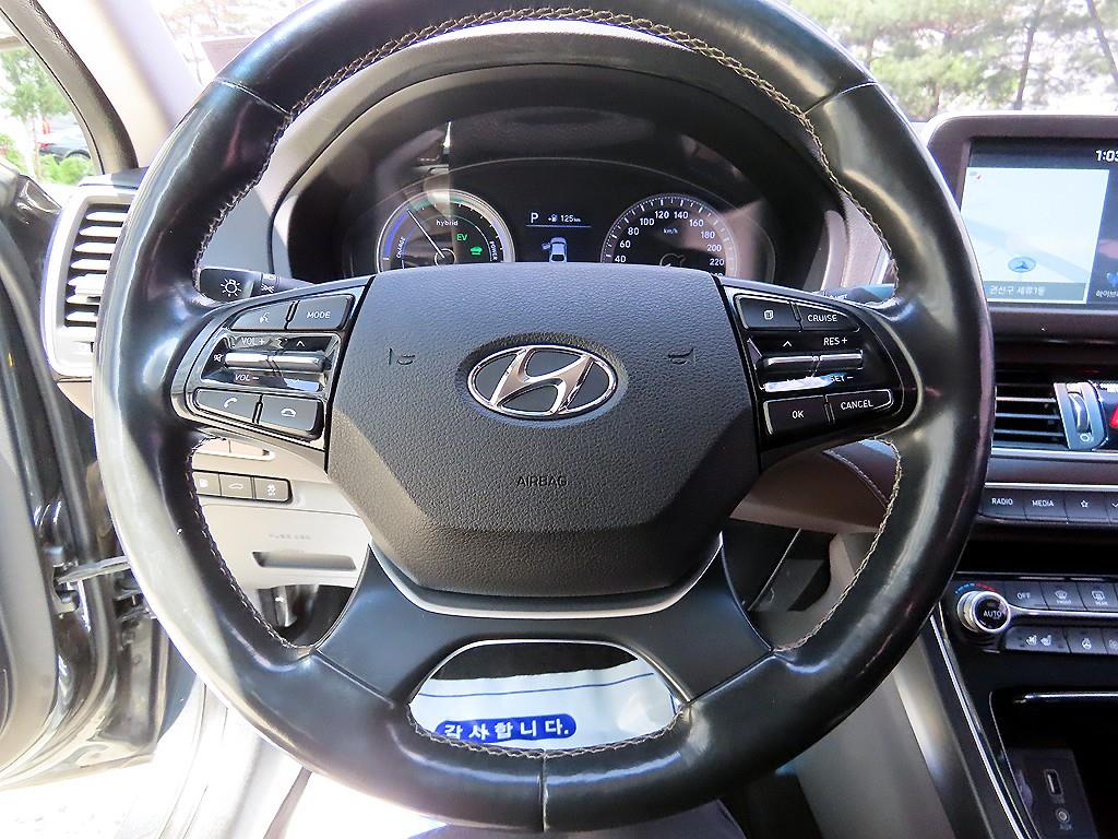 HYUNDAI Grandeur - Vista 8