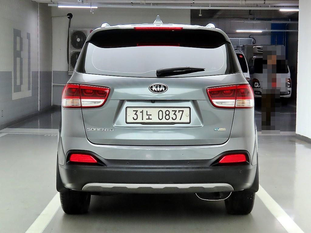 KIA Sorento - Vista 3