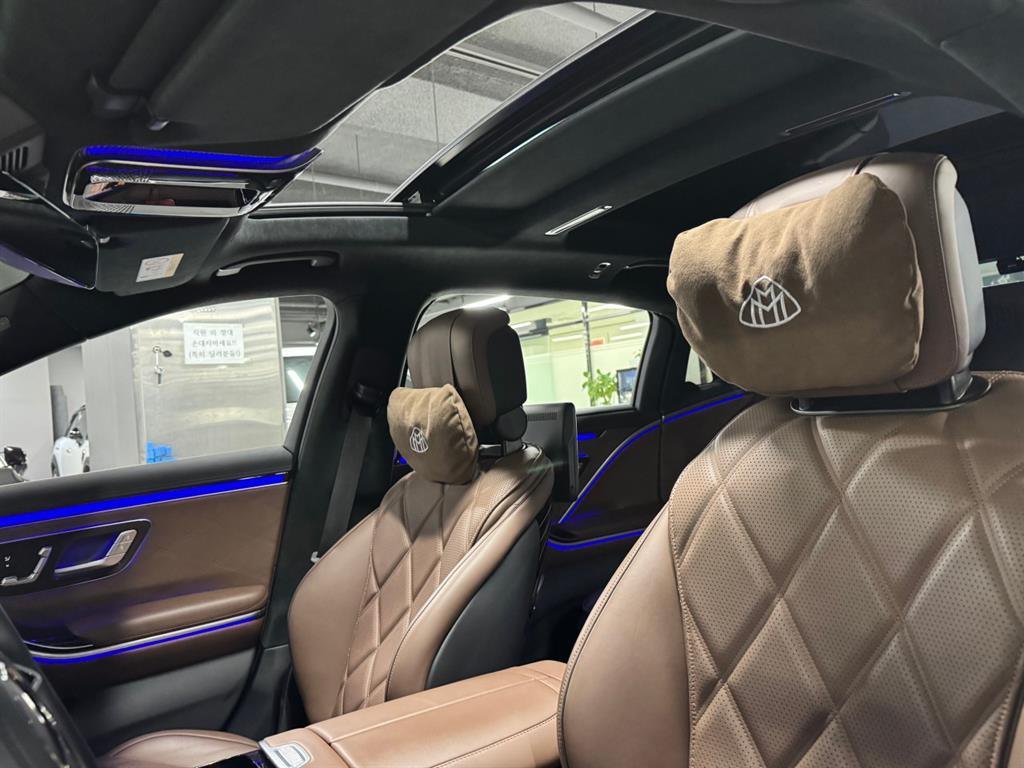Mercedes Benz S Class - Vista 10