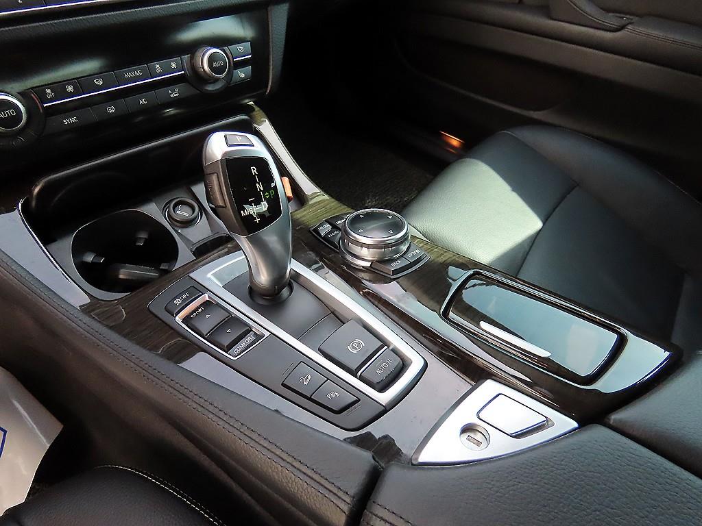 BMW 5 Series - Vista 11