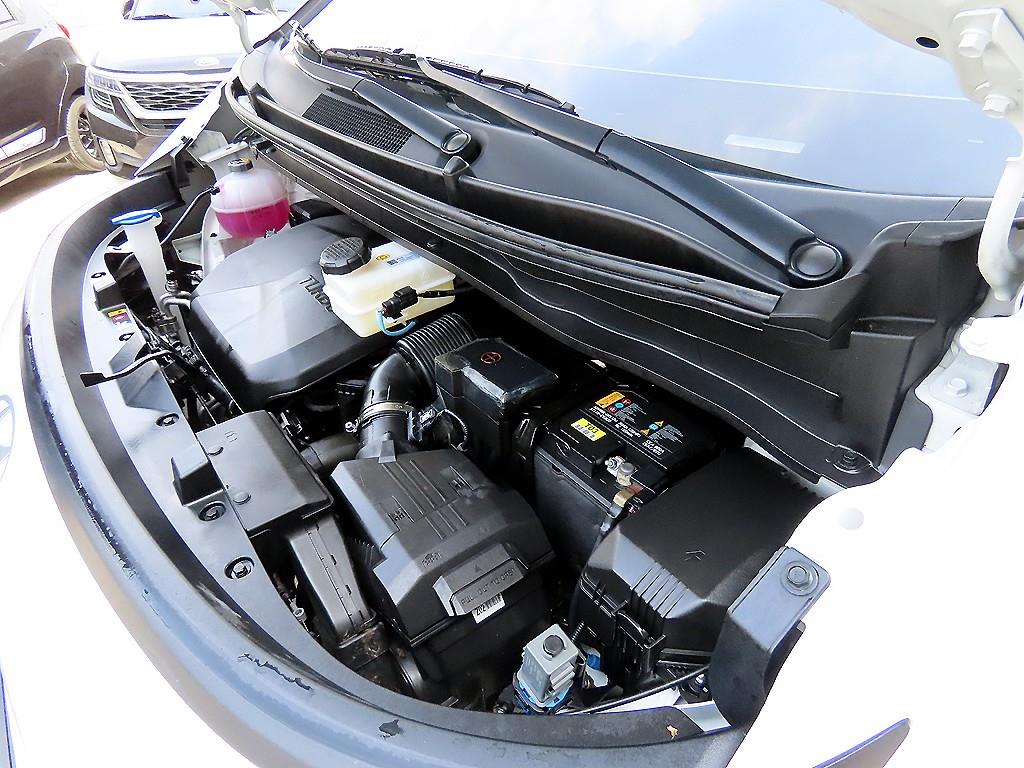 HYUNDAI Staria 2025 Blanco - Importación desde Corea - HF Imports Iquique - Foto 18