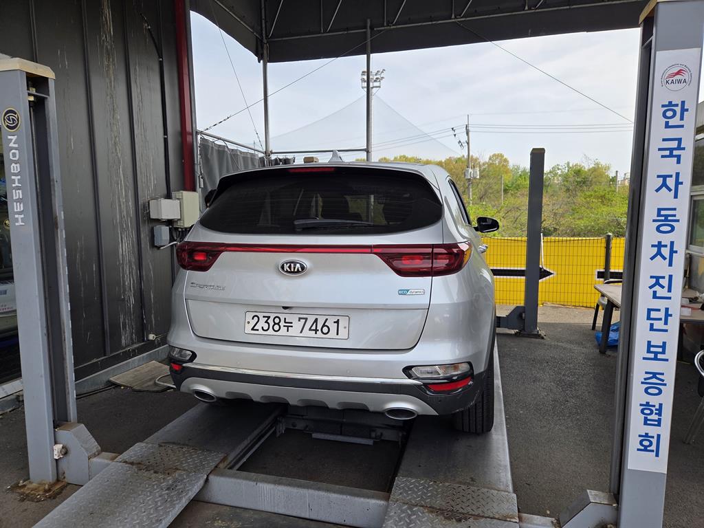 KIA Sportage 2020 Gris - Importación desde Corea - HF Imports Iquique - Foto 15