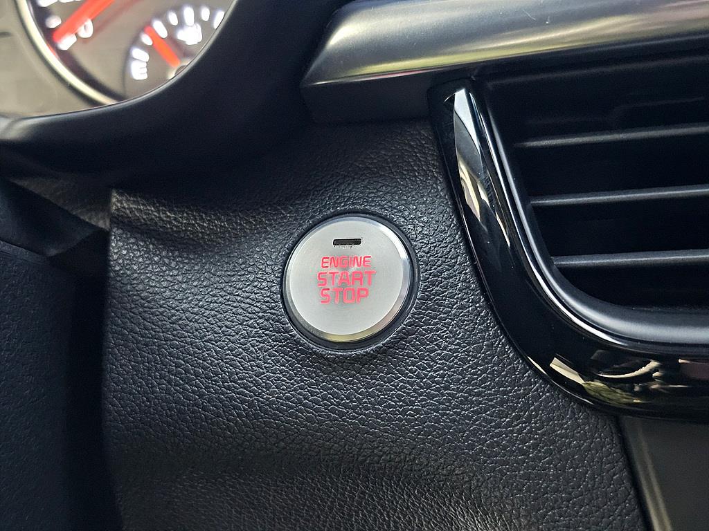 KIA K5 - Vista 12