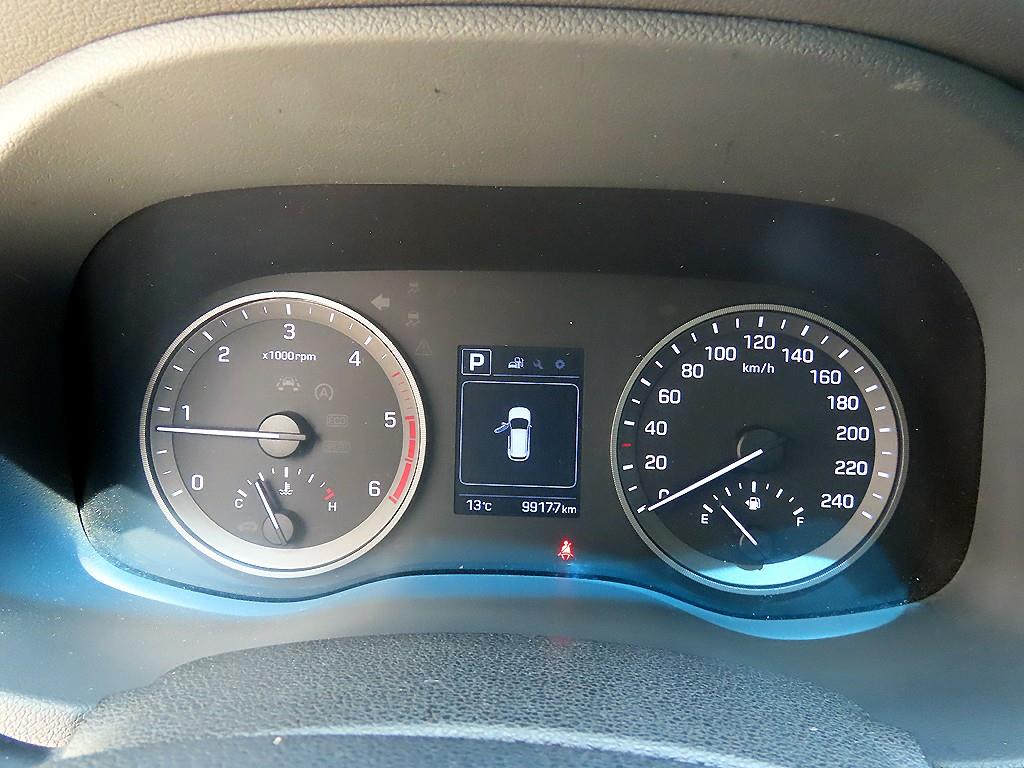 HYUNDAI Tucson - Vista 9