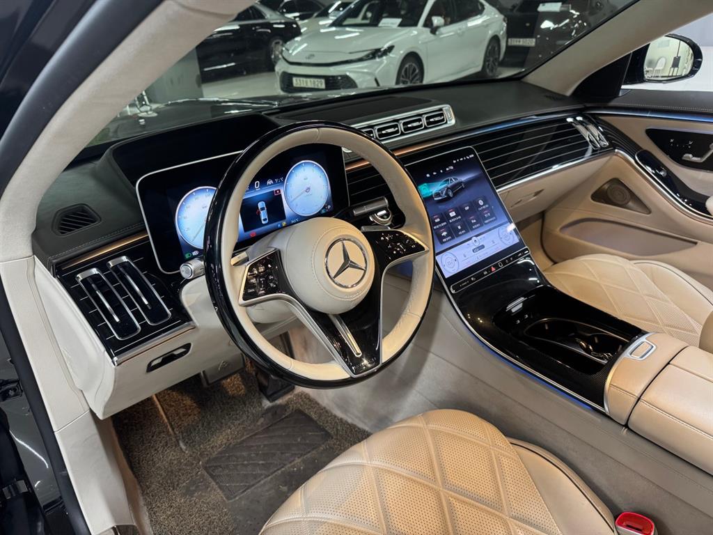 Mercedes Benz S Class - Vista 4