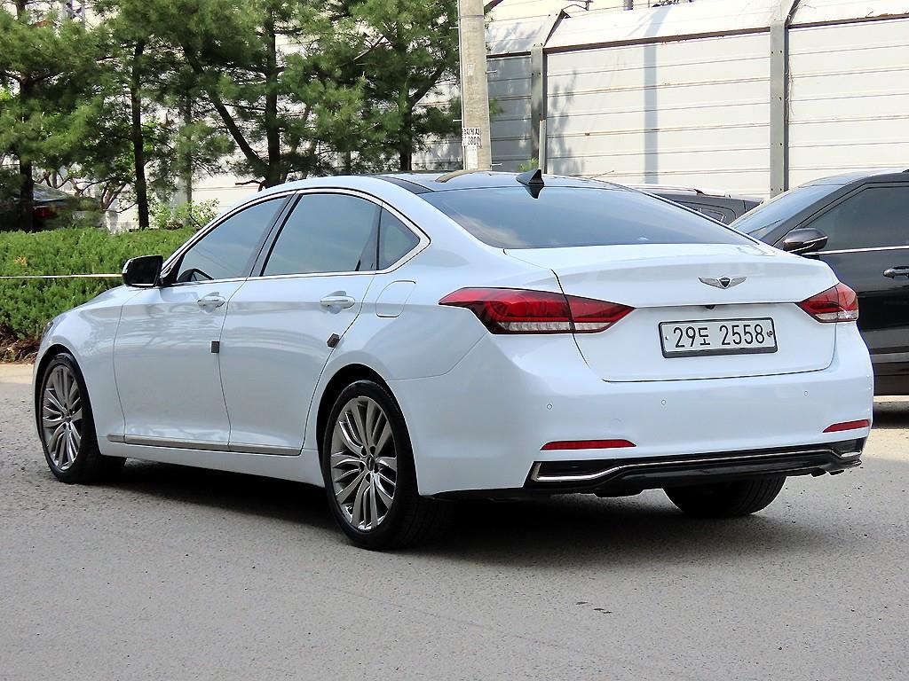 Genesis G80 - Vista 3