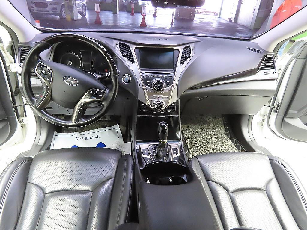 HYUNDAI Grandeur 2012 Blanco - Importación desde Corea - HF Imports Iquique - Foto 11