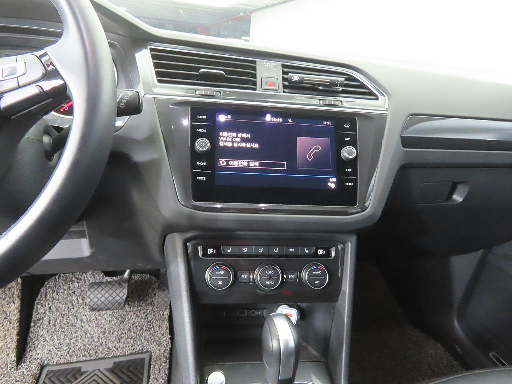 Volkswagen Tiguan - Vista 10