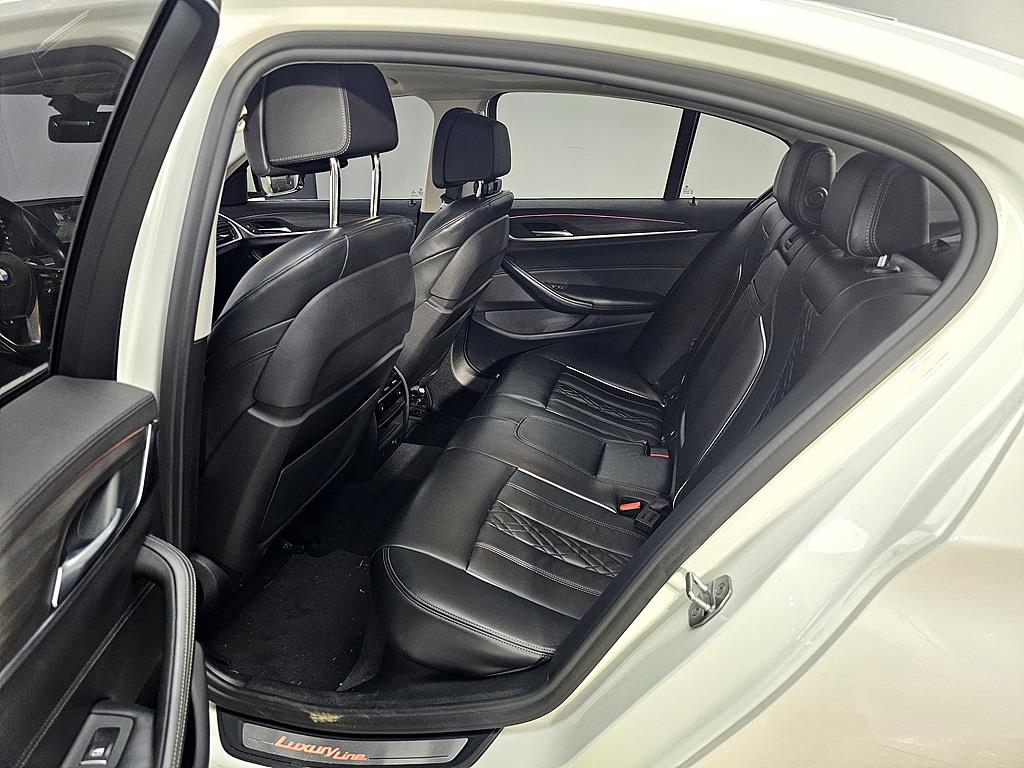 BMW 5 Series - Vista 9