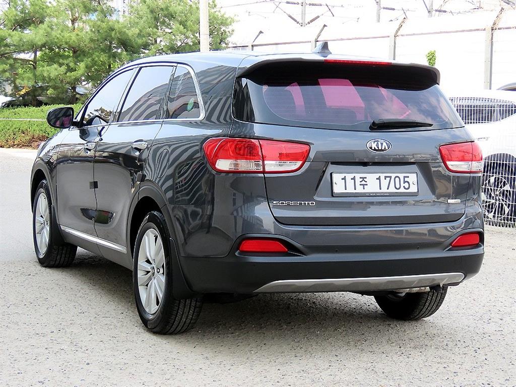 KIA Sorento - Vista 3
