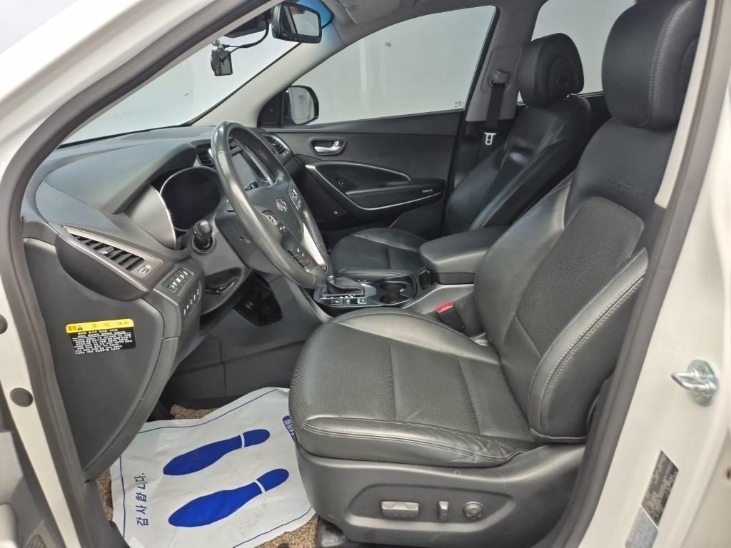 HYUNDAI Maxcruz - Vista 10