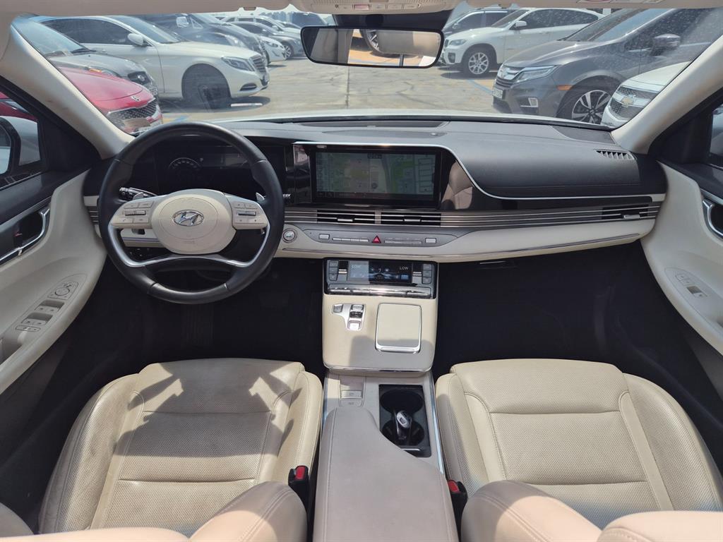 HYUNDAI Grandeur - Vista 7