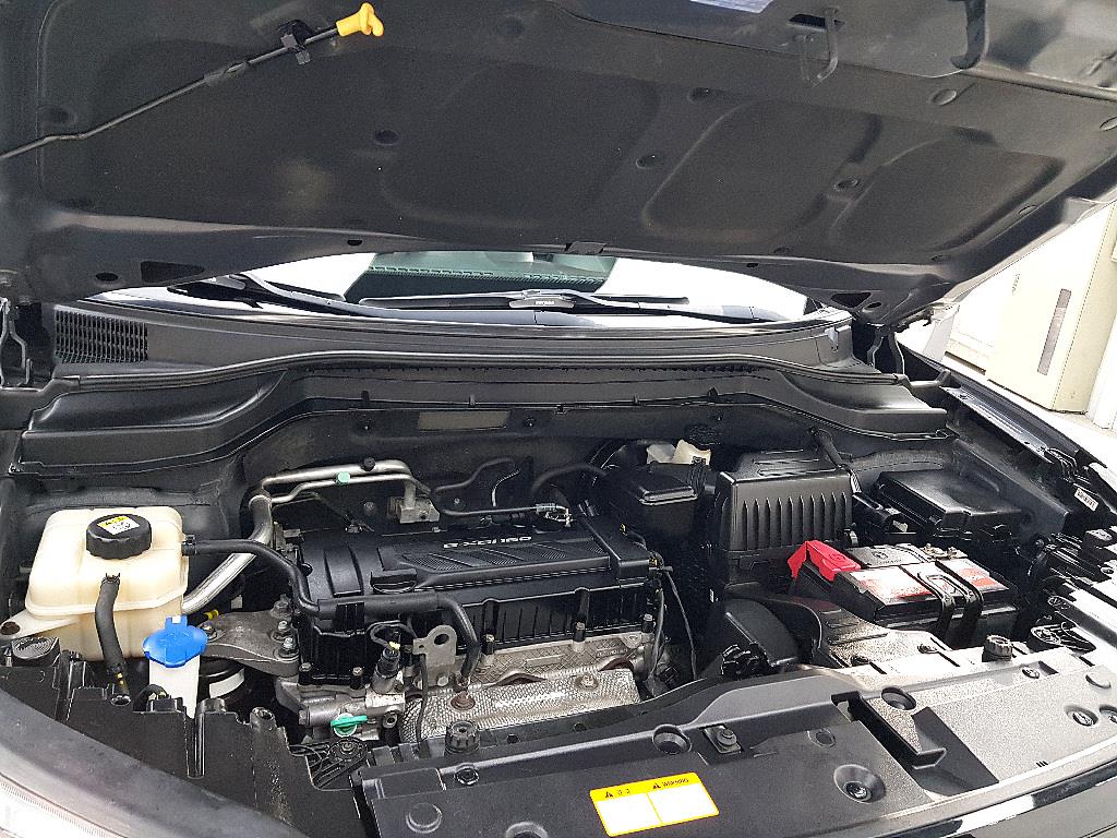 Ssangyong Tivoli - Vista 6