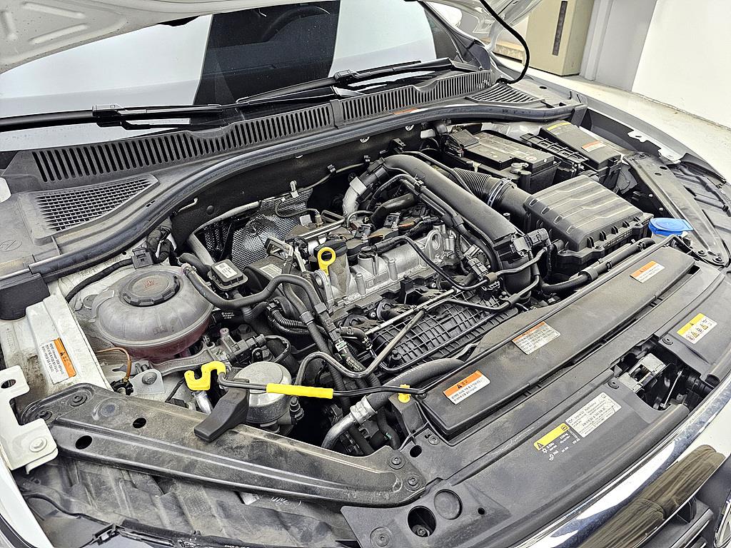 Volkswagen Jetta - Vista 6