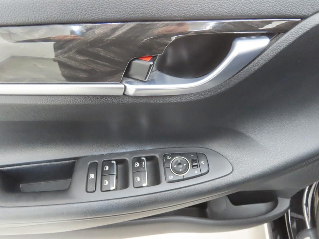 HYUNDAI Grandeur - Vista 9