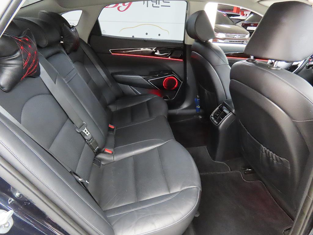 KIA K7 - Vista 7