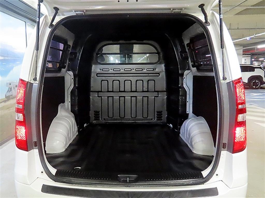 HYUNDAI Starex 2018 - Importación desde Corea - HF Imports Iquique - Foto 17