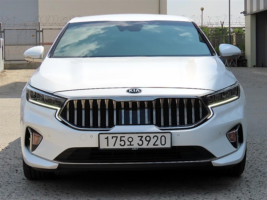 KIA K7 2021 Blanco - Importación desde Corea - HF Imports Iquique - Foto 1