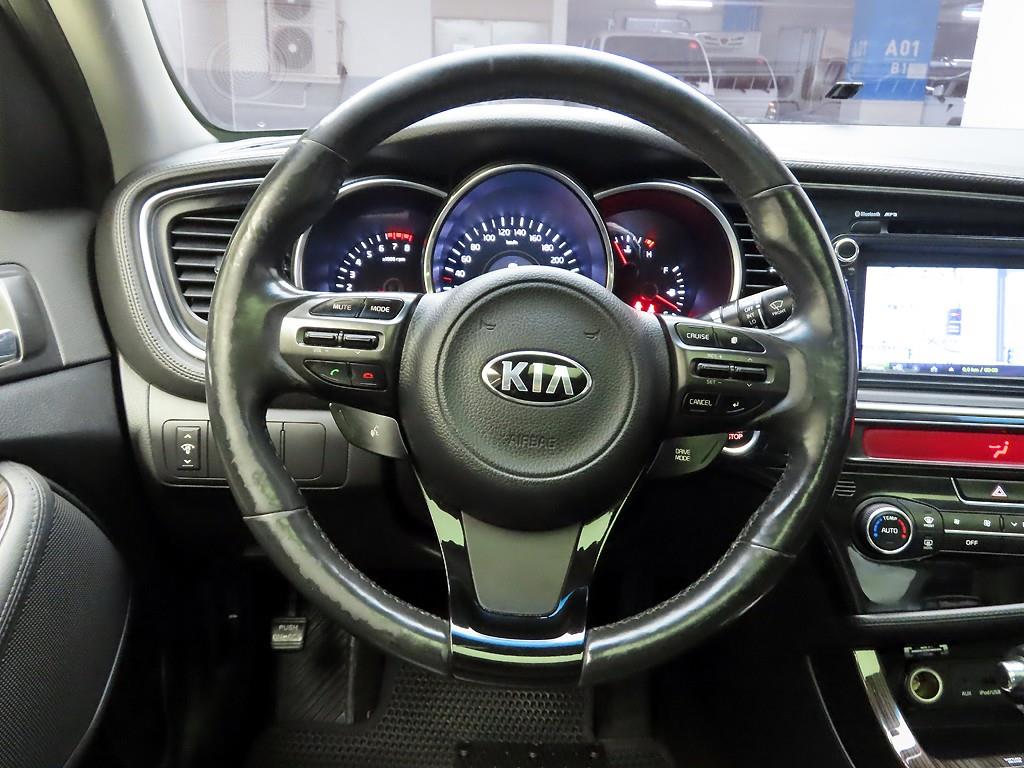 KIA K5 - Vista 6