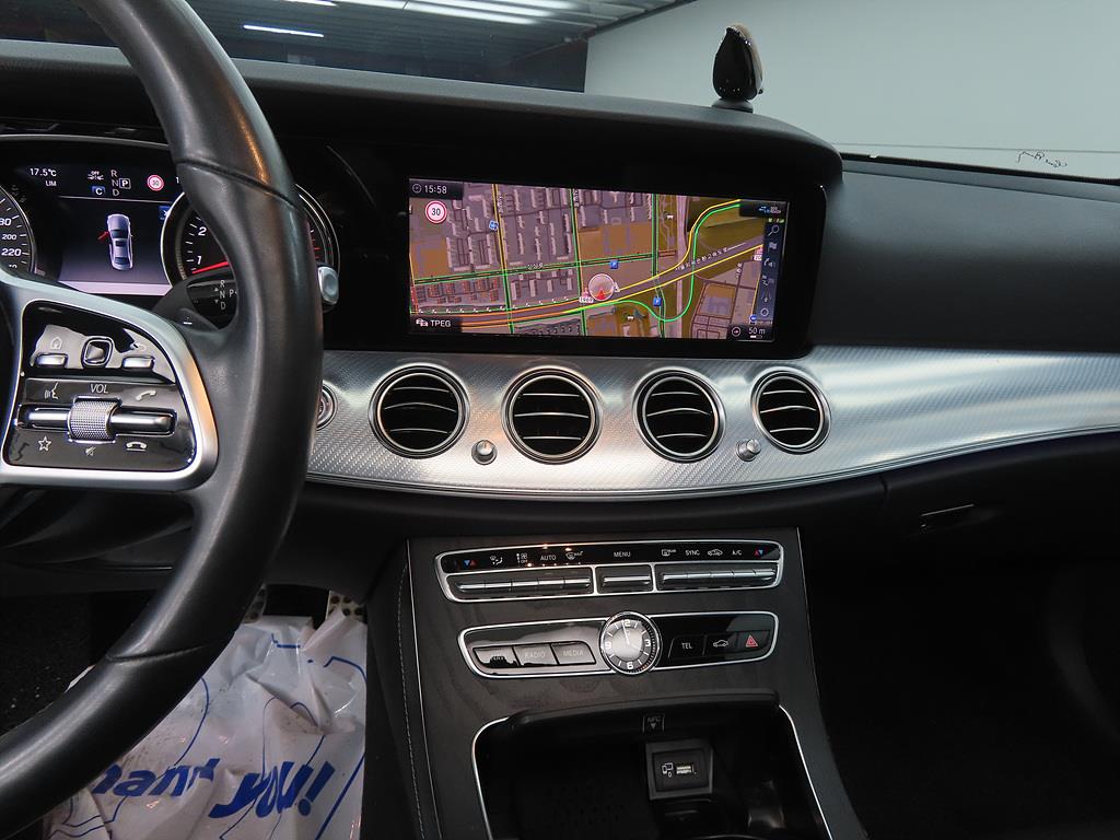 Mercedes Benz E class - Vista 10