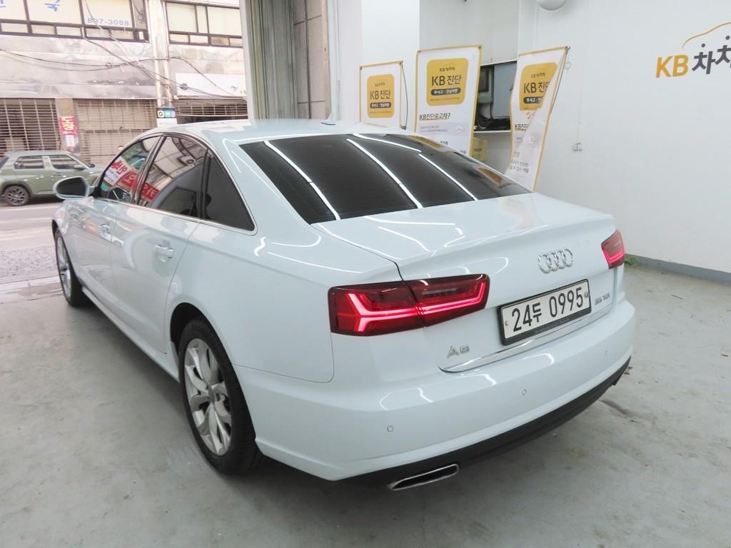 Audi A6 - Vista 4