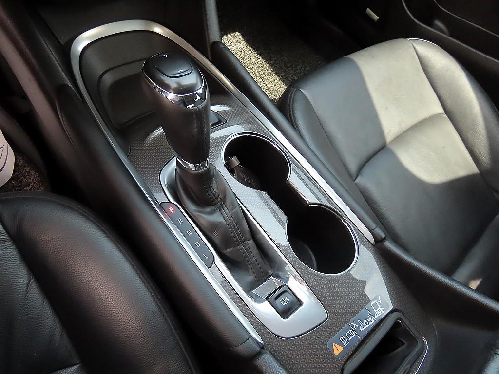 Chevrolet Malibu - Vista 10