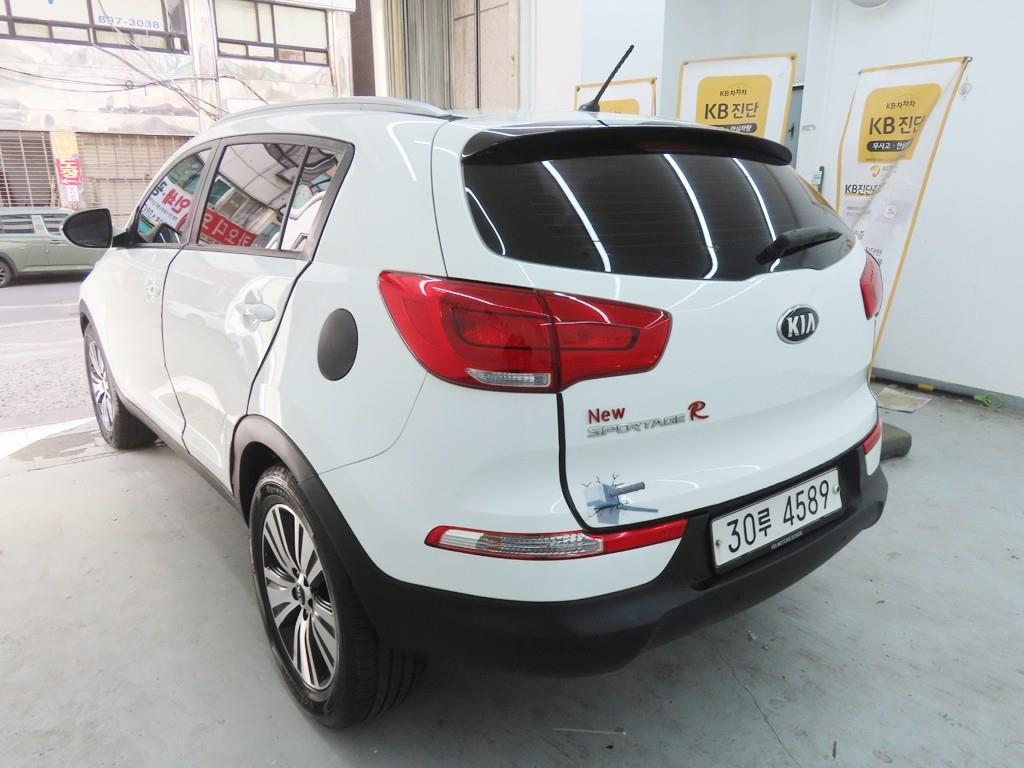 KIA Sportage - Vista 4