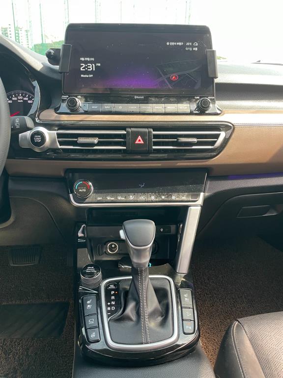 KIA Seltos - Vista 10