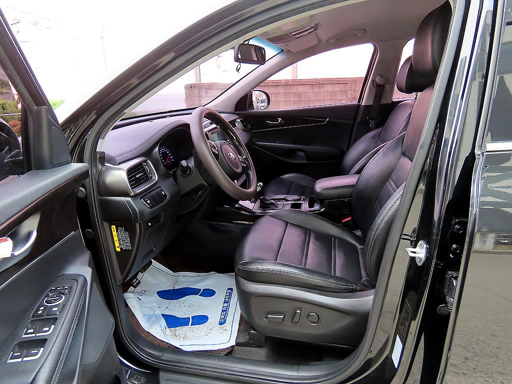 KIA Sorento - Vista 5
