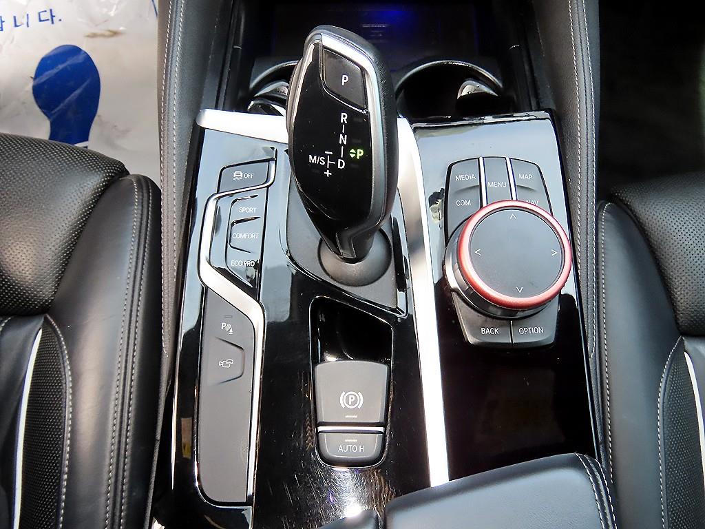 BMW 5 Series - Vista 11