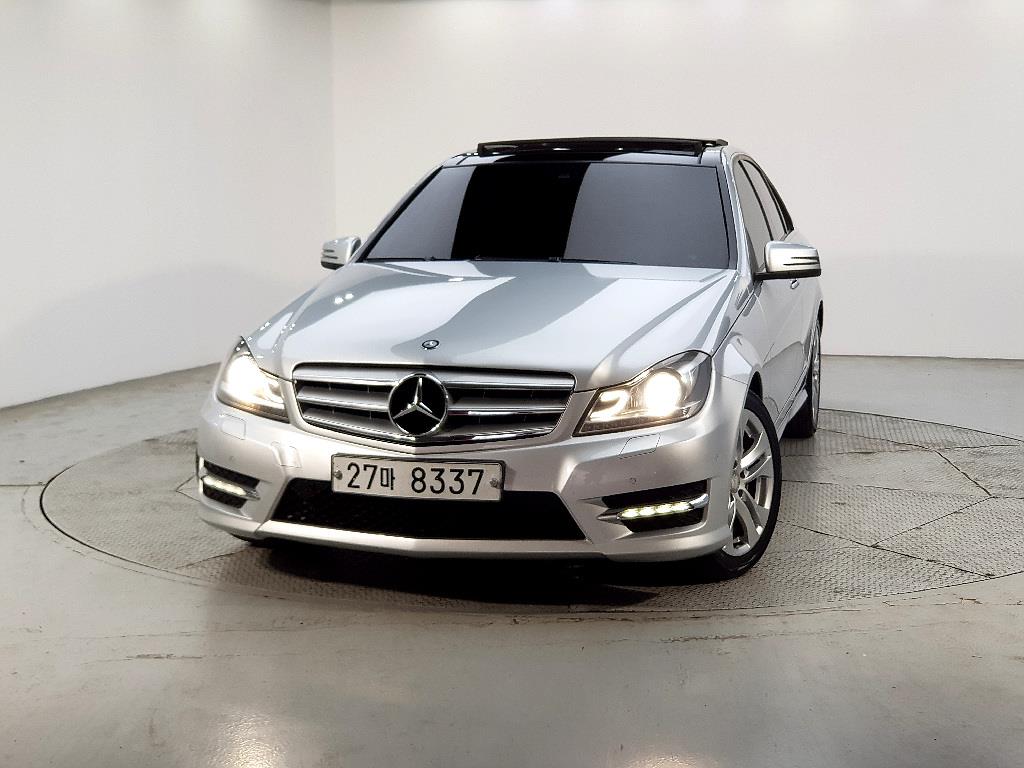 Mercedes Benz C Class - Vista 2