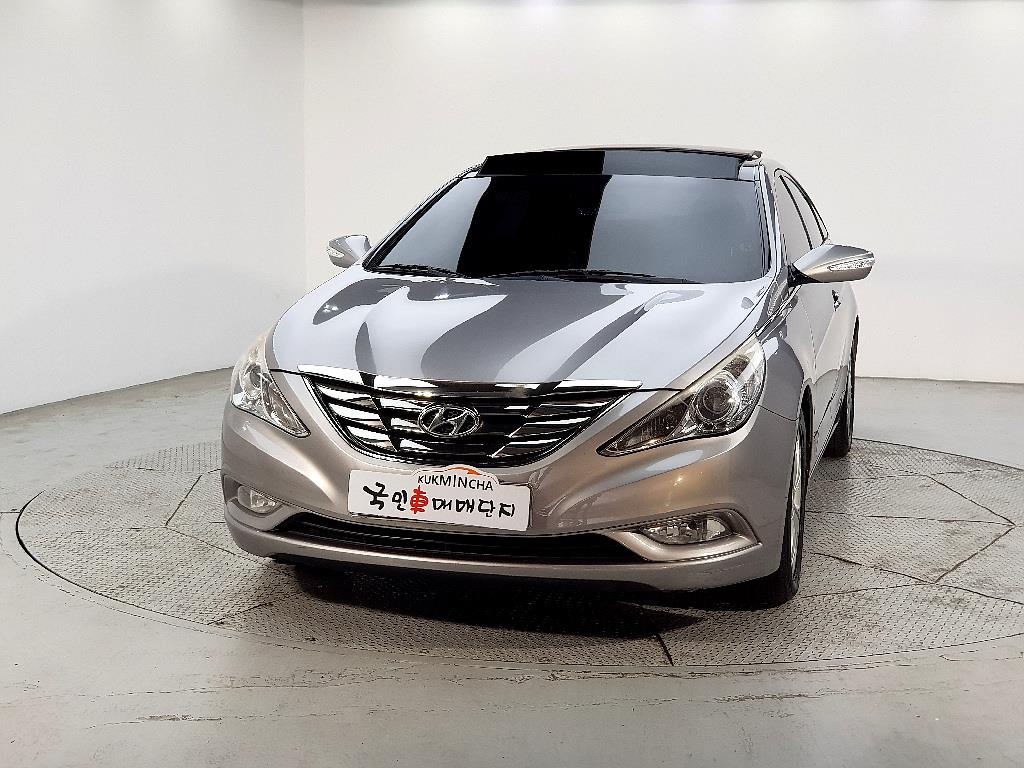 HYUNDAI Sonata - Vista 2