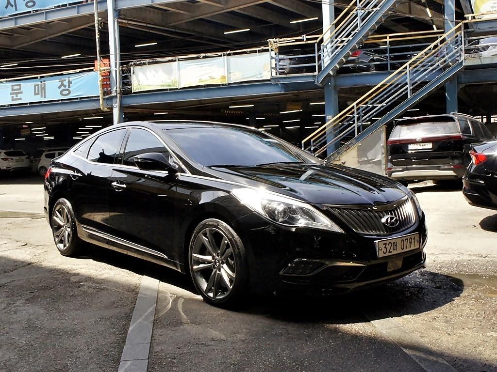 HYUNDAI Grandeur - Vista 3