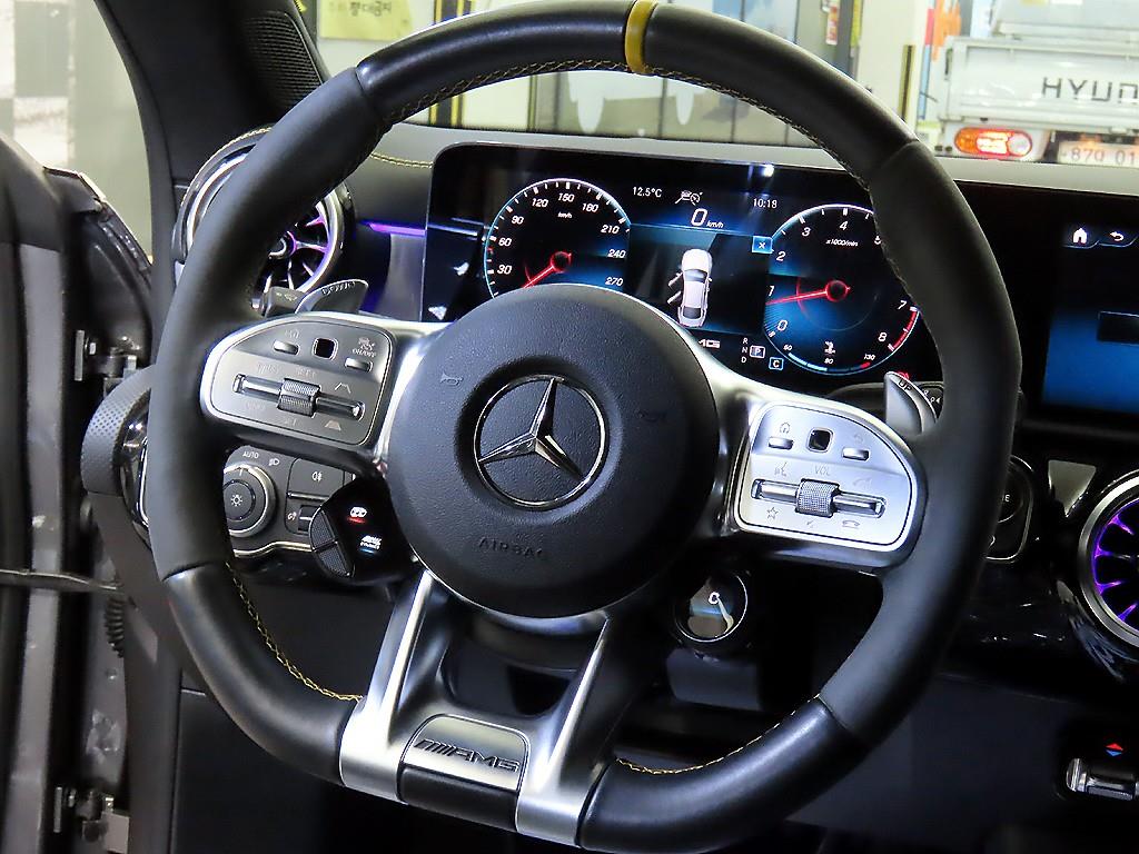 Mercedes Benz CLA Class - Vista 8