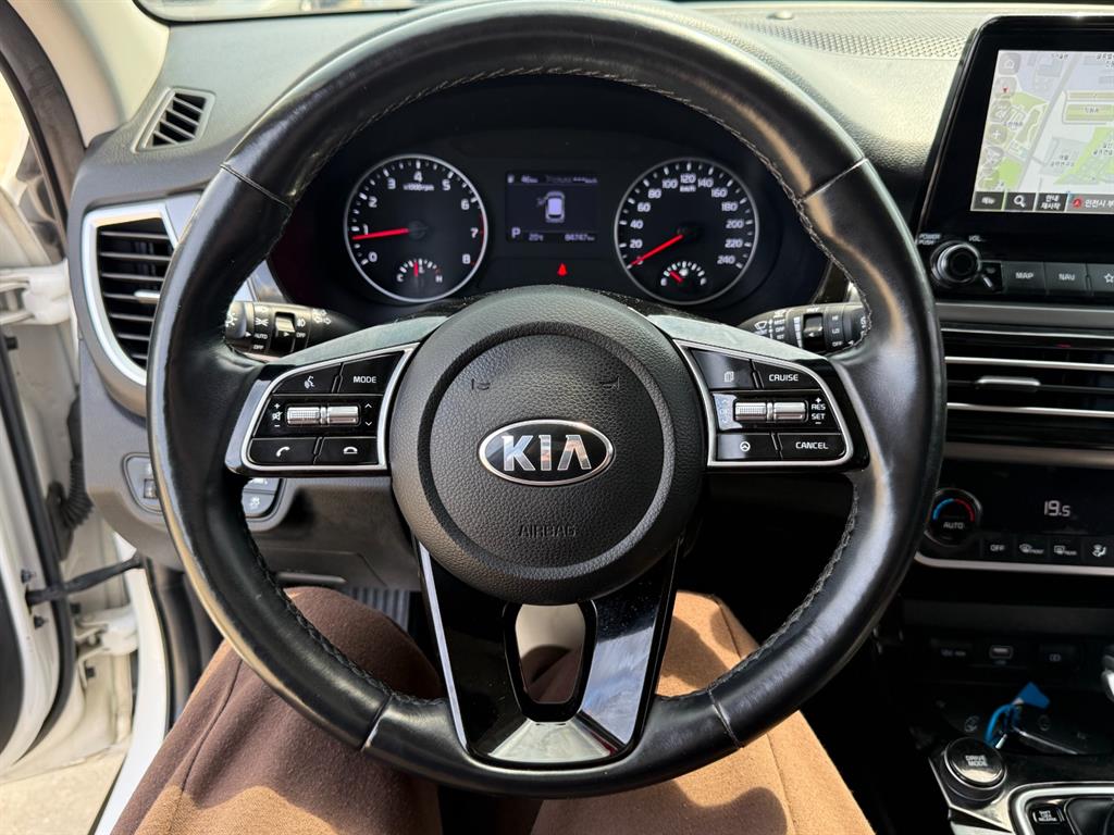 KIA Seltos - Vista 7