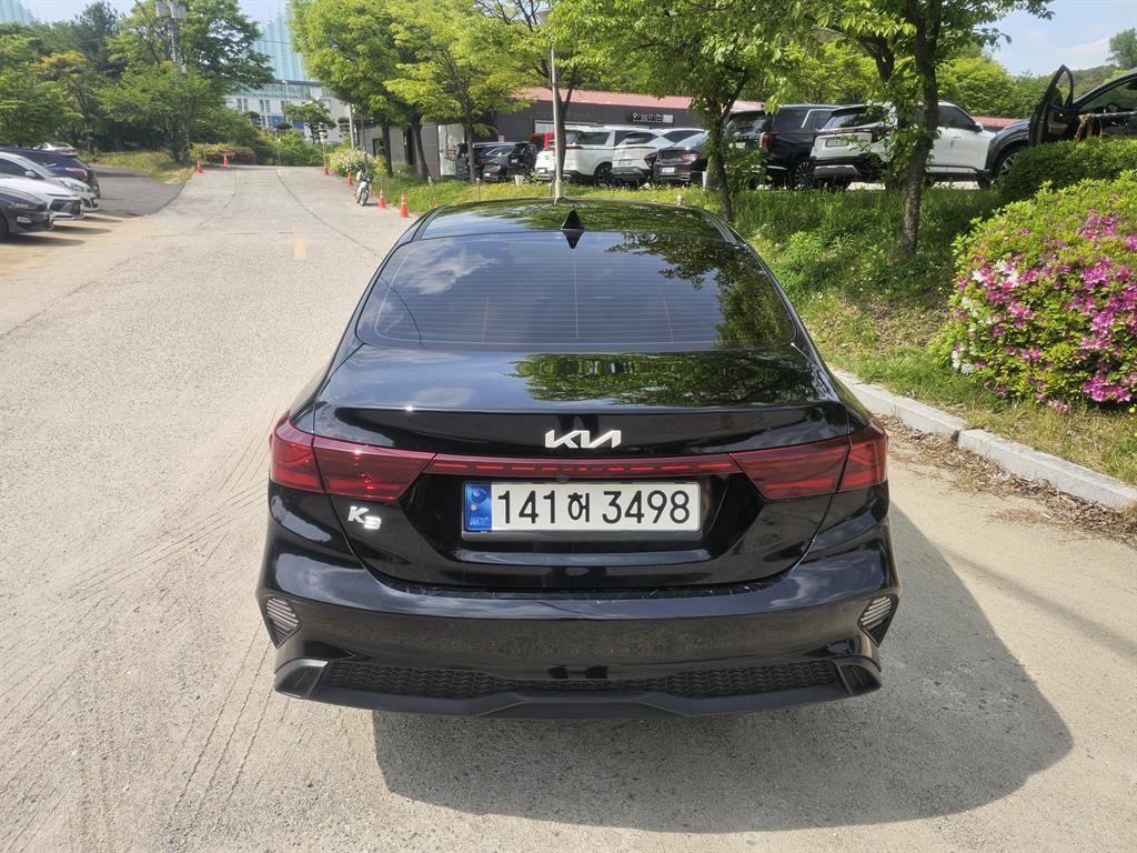 KIA K3 - Vista 5