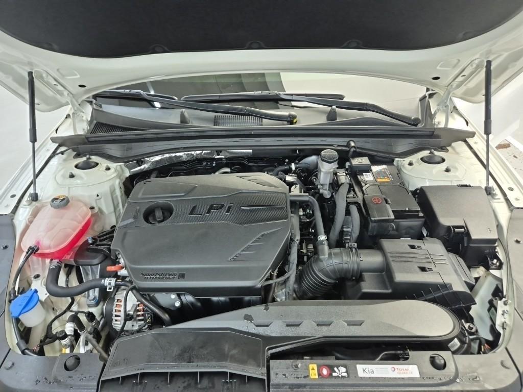 KIA K5 - Vista 5