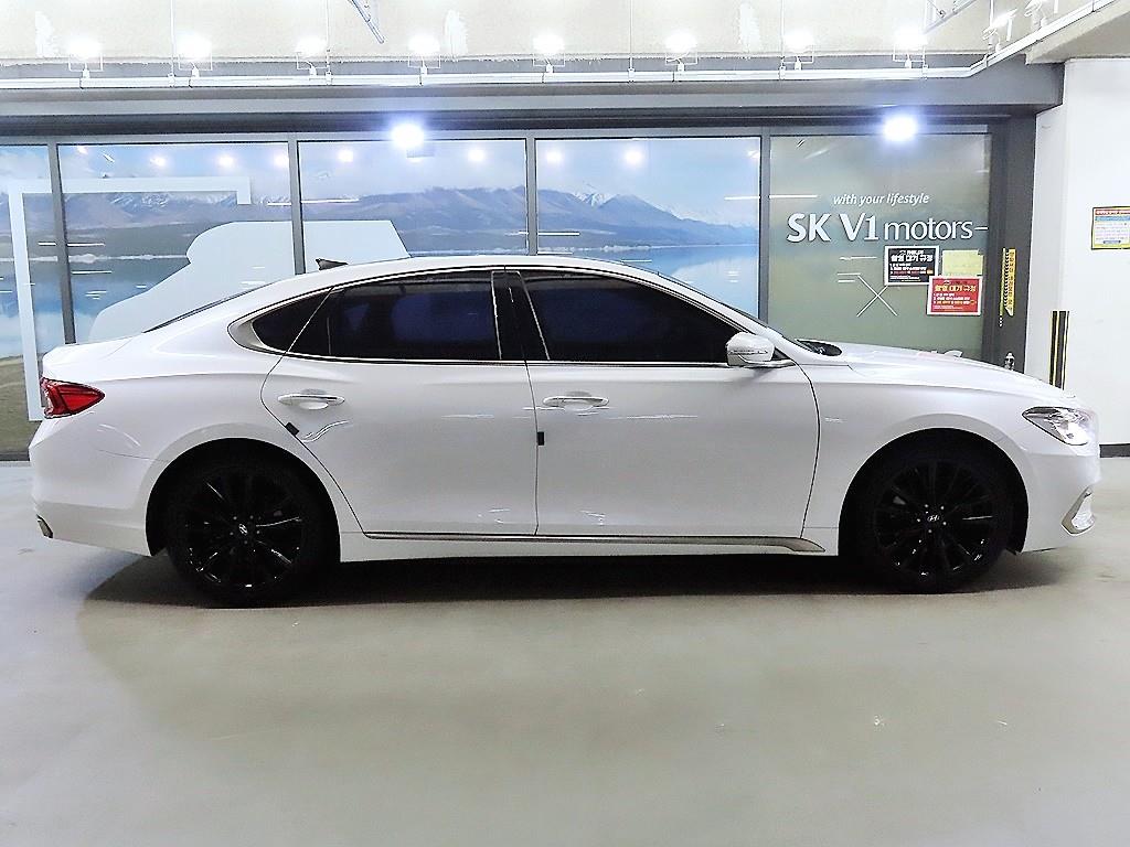 HYUNDAI Grandeur - Vista 3