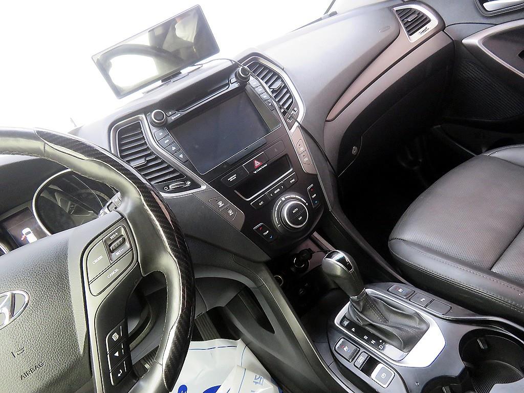 HYUNDAI Santa Fe - Vista 9