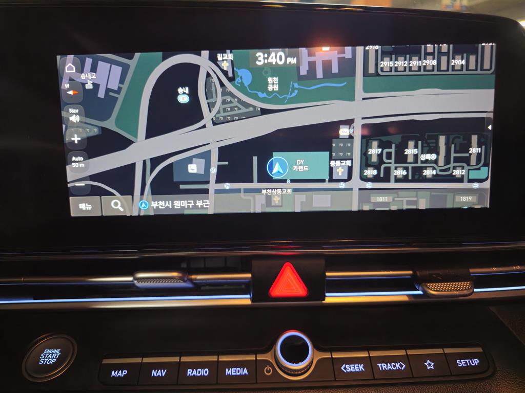 HYUNDAI Avante - Vista 10