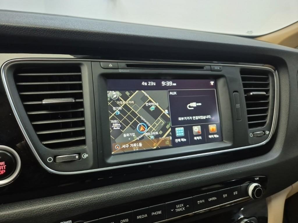 KIA Carnival 2015 Negro - Importación desde Corea - HF Imports Iquique - Foto 13