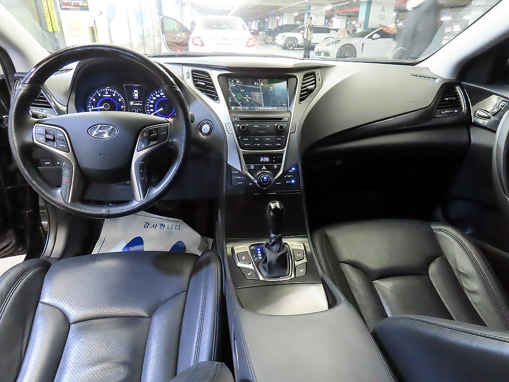 HYUNDAI Grandeur - Vista 10