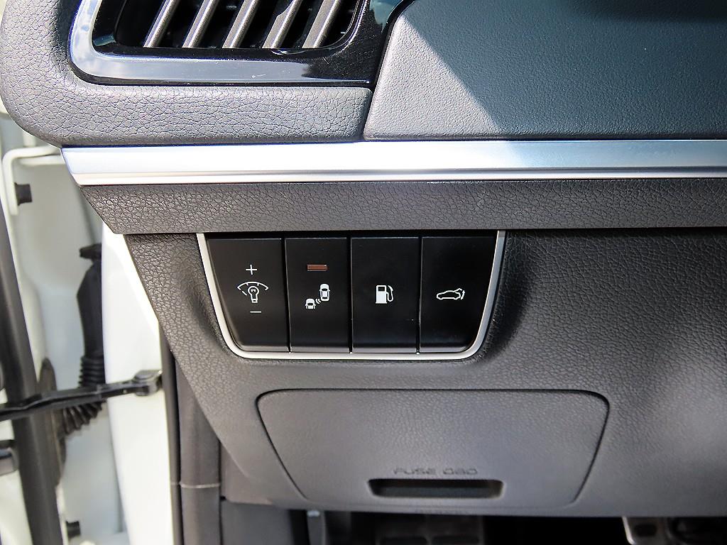 KIA Stinger - Vista 12