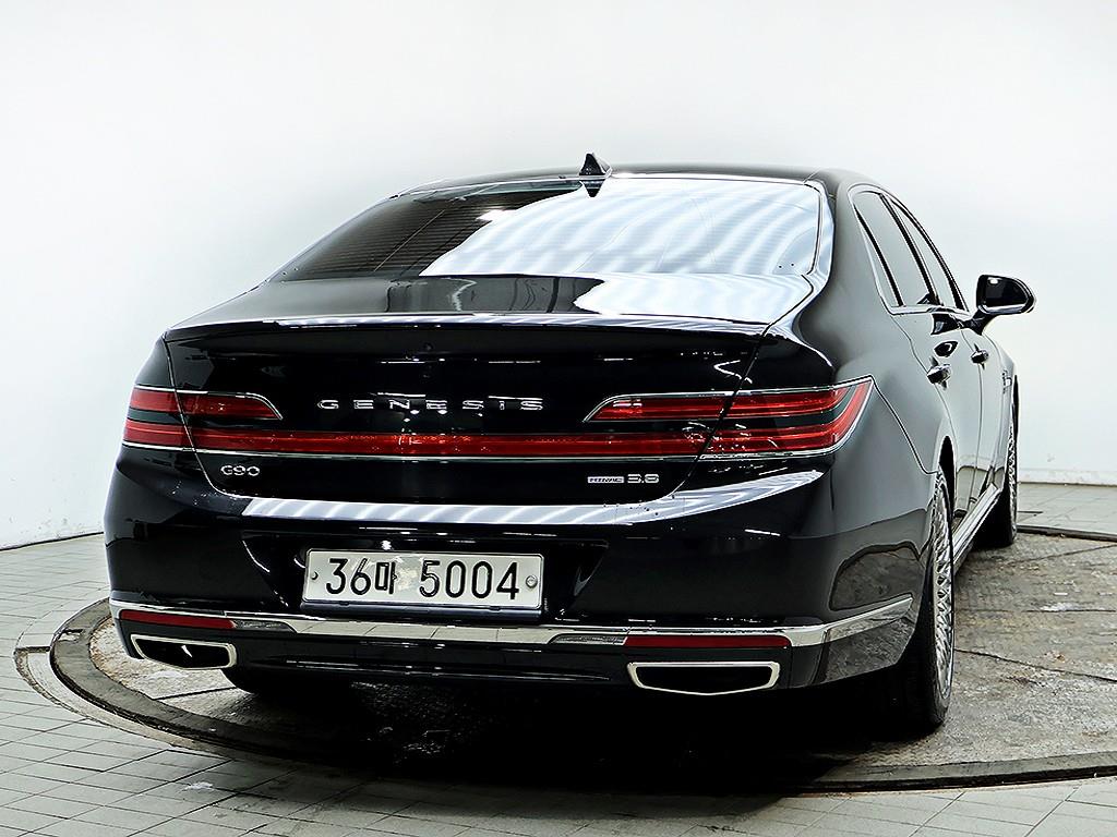 Genesis G90 - Vista 5