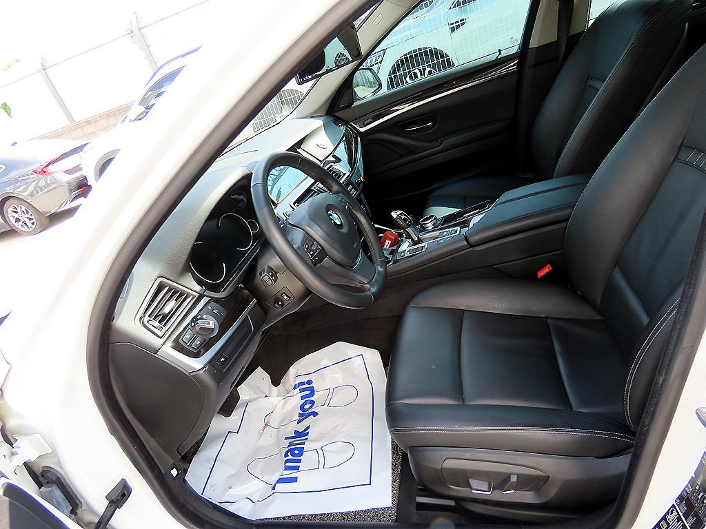 BMW 5 Series - Vista 5