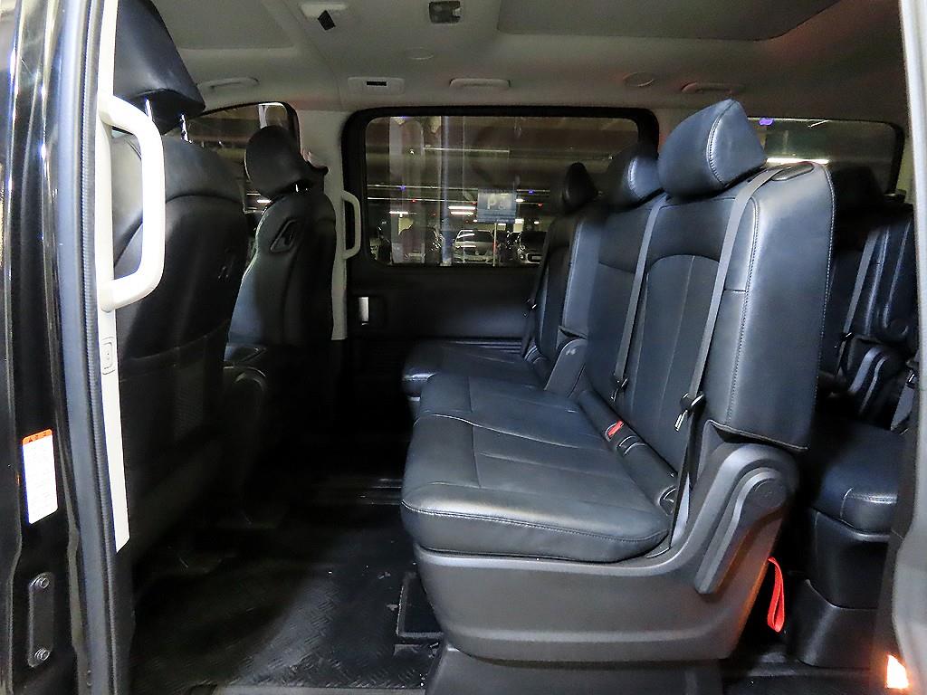 HYUNDAI Staria - Vista 6