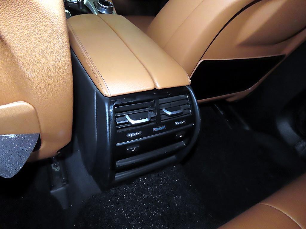 BMW 5 Series 2017 Negro - Importación desde Corea - HF Imports Iquique - Foto 16