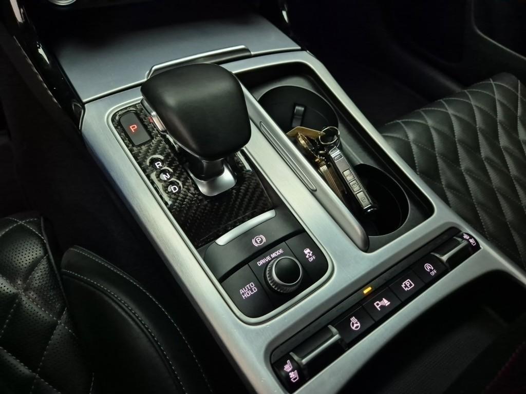KIA Stinger - Vista 7