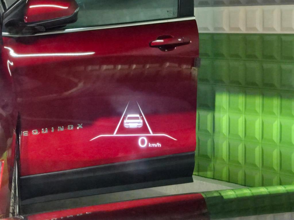 Genesis G80 - Vista 10