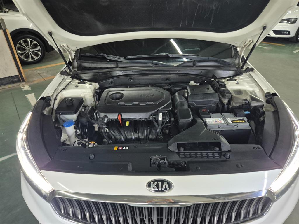 KIA K7 - Vista 3